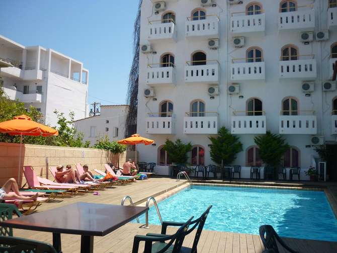vakantie-naar-Hotel Pela Maria-mei 2025