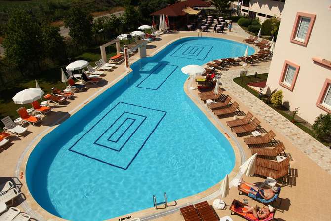 vakantie-naar-Hotel Pelin-mei 2025