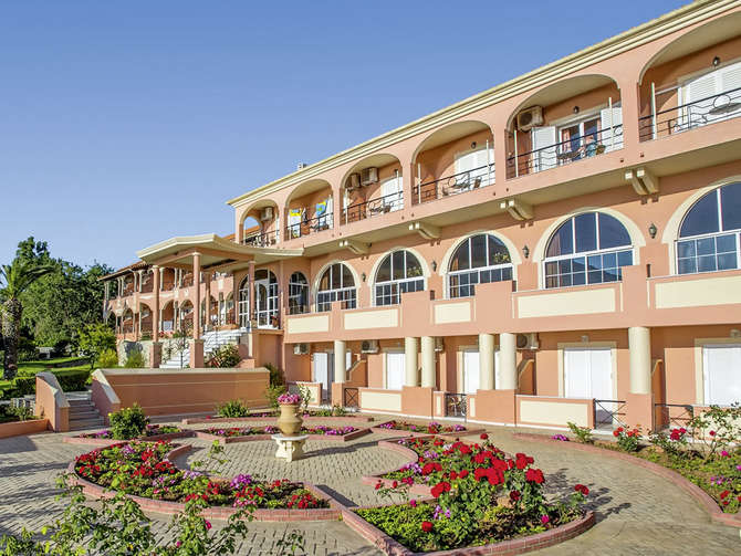 vakantie-naar-Hotel Philoxenia-mei 2025