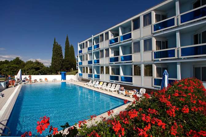 vakantie-naar-Hotel Plavi Plava Laguna-mei 2025