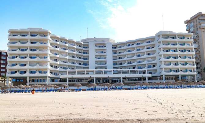 vakantie-naar-Hotel Playa Victoria-mei 2025