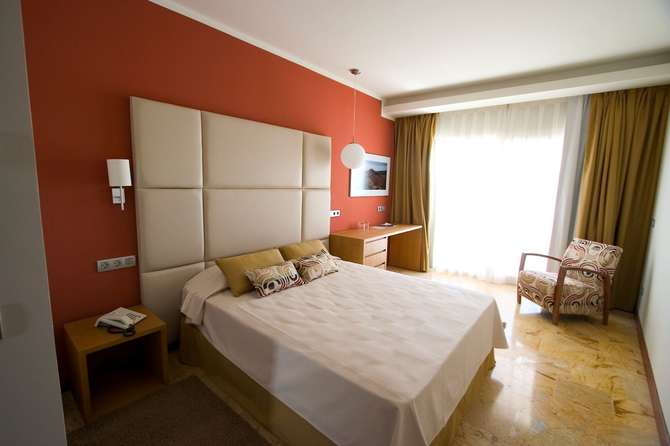 vakantie-naar-Hotel Port Ciutadella-mei 2025