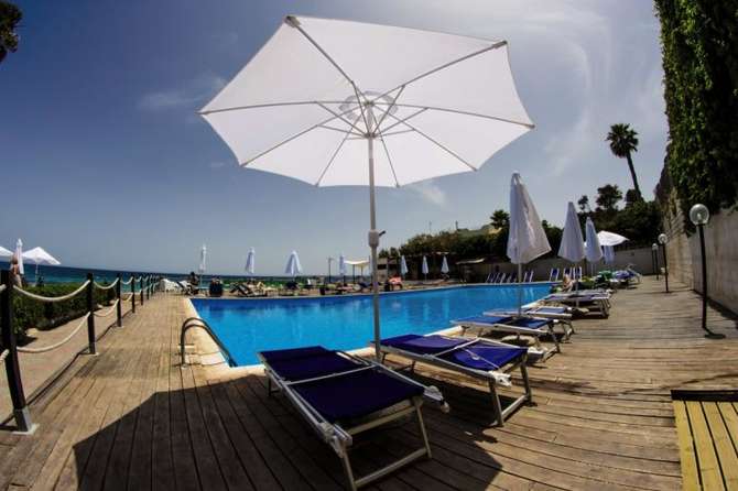 vakantie-naar-Hotel President Sea Palace-mei 2025