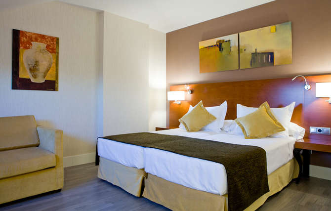 vakantie-naar-Hotel Puerta De Toledo-mei 2025