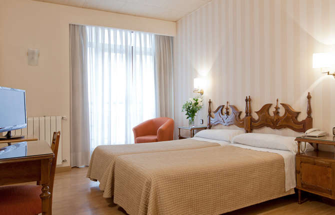 vakantie-naar-Hotel Regente-mei 2025
