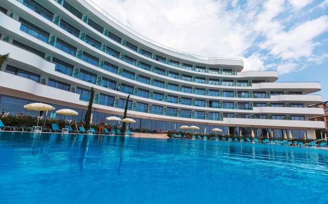 vakantie-naar-Hotel Riu Astoria-mei 2025