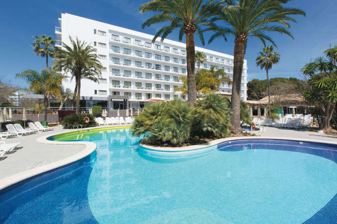 vakantie-naar-Hotel Riu Bravo-mei 2025