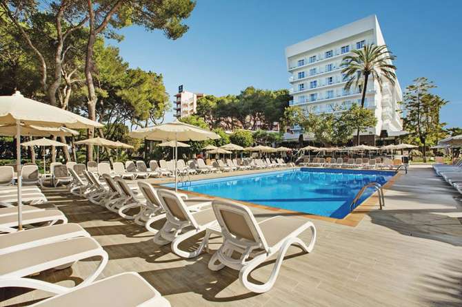 vakantie-naar-Hotel Riu Festival-mei 2025