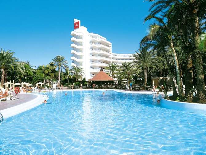 vakantie-naar-Hotel Riu Papayas-april 2024