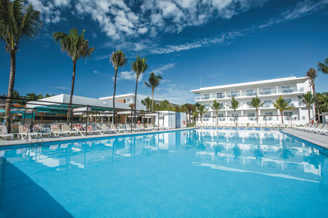 vakantie-naar-Hotel Riu Playacar-mei 2025