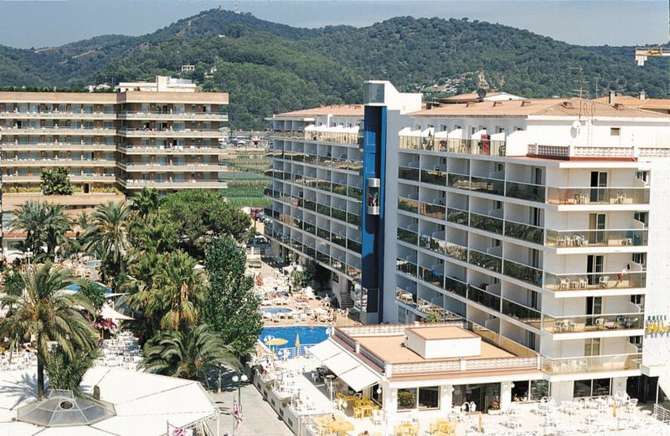 vakantie-naar-Hotel Riviera-mei 2025