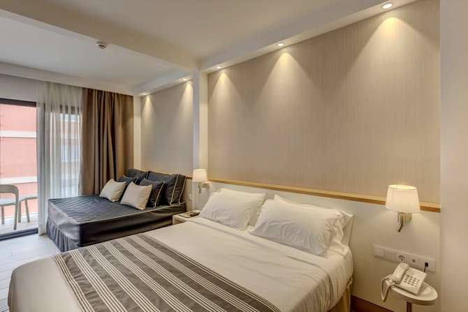 vakantie-naar-Hotel Rosamar Es Blau-mei 2025