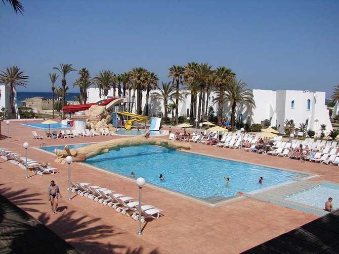 vakantie-naar-Hotel Royal Ruspina-mei 2025