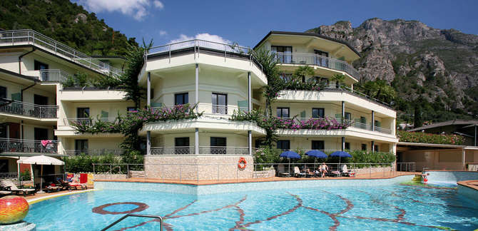vakantie-naar-Hotel Royal Village-mei 2025