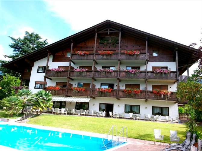 vakantie-naar-Hotel Salgart-mei 2025