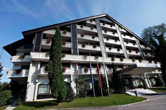 vakantie-naar-Hotel Savica Bled-mei 2024