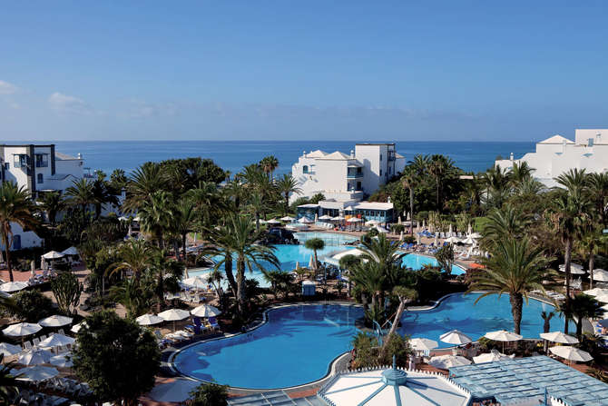 vakantie-naar-Hotel Seaside Los Jameos Playa-april 2024