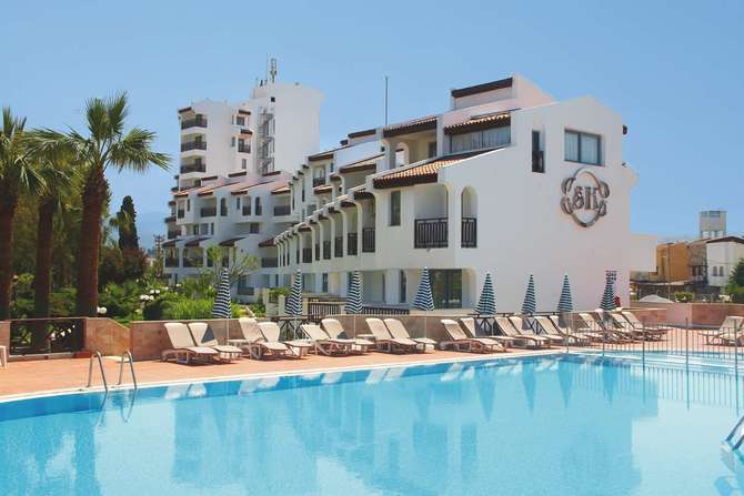 vakantie-naar-Hotel Sentinus-juni 2025