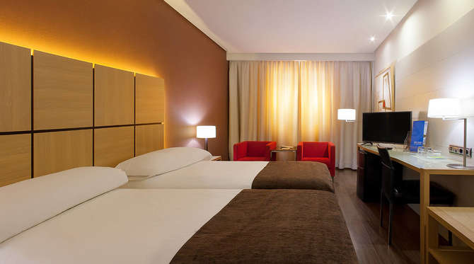 vakantie-naar-Hotel Silken Puerta Valencia-april 2024