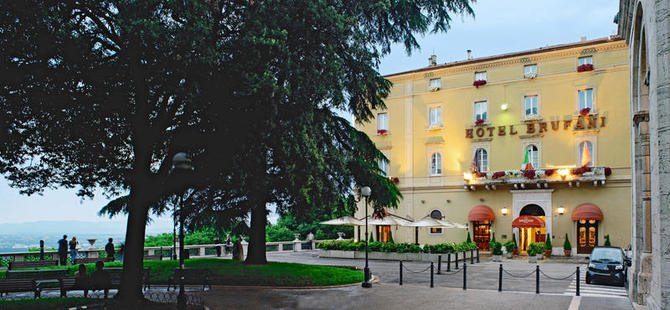 vakantie-naar-Hotel Sina Brufani-mei 2025