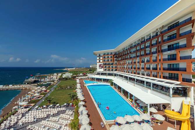 vakantie-naar-Hotel Sirius Deluxe-mei 2025