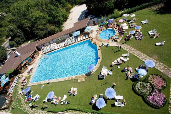vakantie-naar-Hotel Sveta Elena-mei 2025