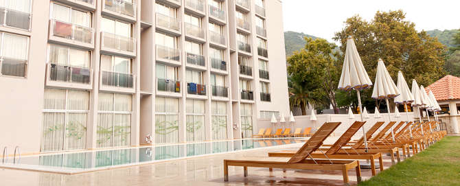 vakantie-naar-Hotel Tara-mei 2025