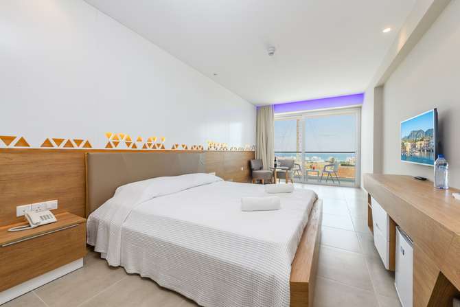 vakantie-naar-Hotel Tasia Maris Seasons-mei 2025
