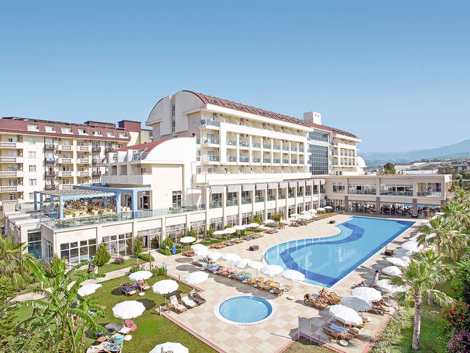 vakantie-naar-Hotel Titan Select-mei 2025