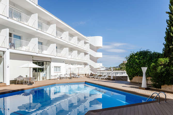 vakantie-naar-Hotel Tora-mei 2025