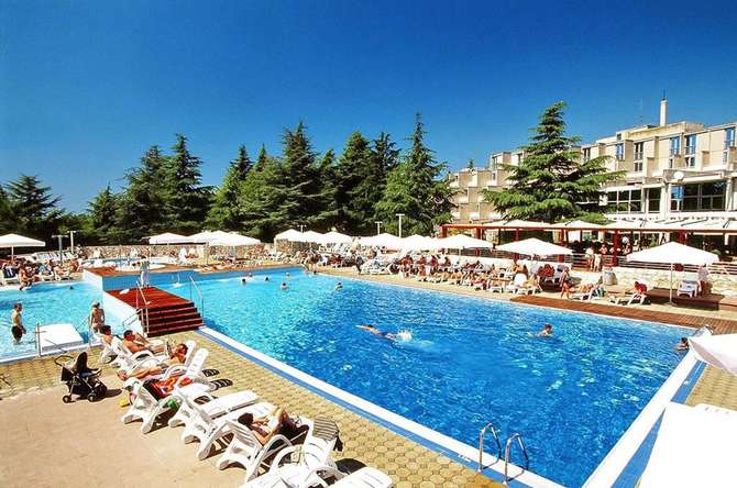 vakantie-naar-Hotel Valamar Crystal-mei 2025