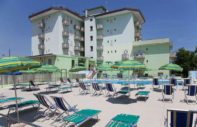 vakantie-naar-Hotel Vianello-mei 2025