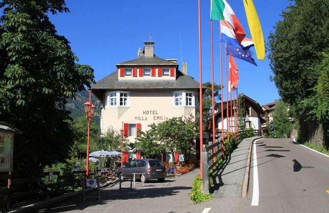 vakantie-naar-Hotel Villa Emilia-mei 2025