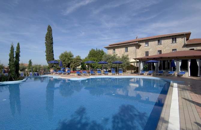 vakantie-naar-Hotel Villa Paradiso Village-mei 2025