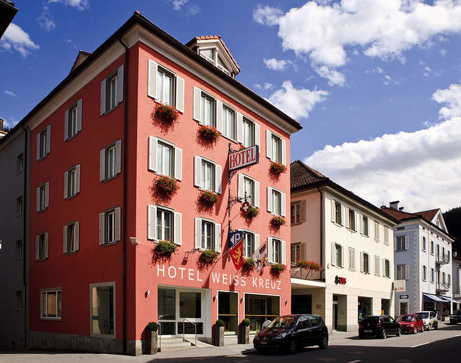 vakantie-naar-Hotel Weiss Kreuz-april 2024