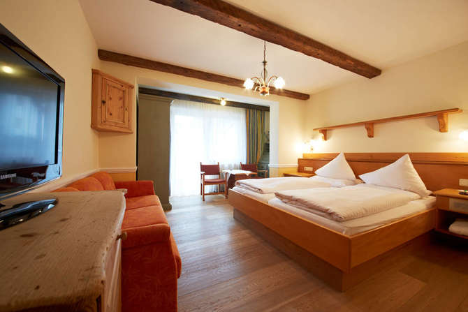vakantie-naar-Hotel Zur Dorfschmiede-mei 2025