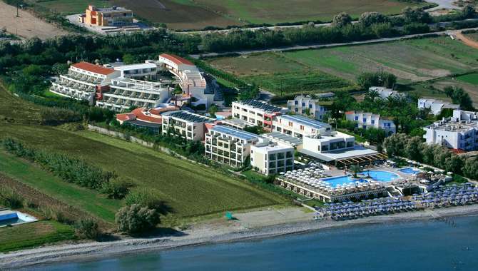 vakantie-naar-Hydramis Palace Beach Resort-mei 2024