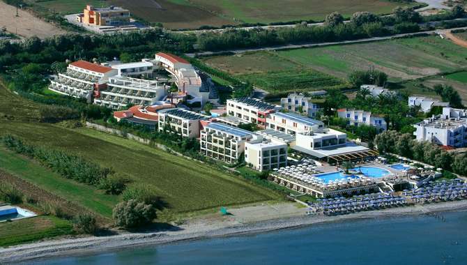 vakantie-naar-Hydramis Palace Beach Resort-mei 2025