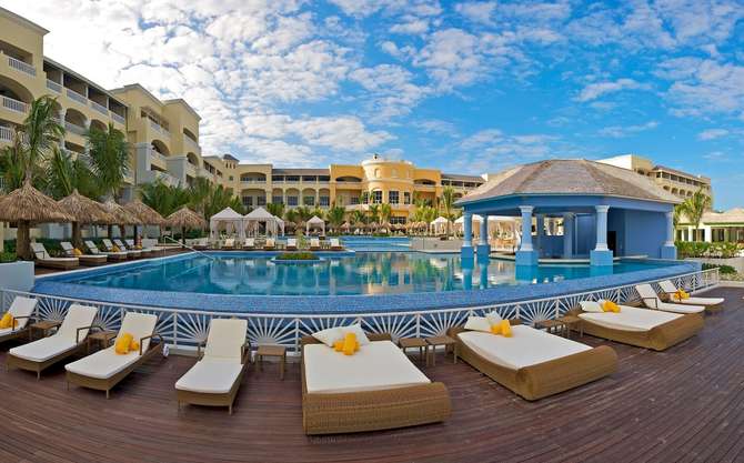 vakantie-naar-Iberostar Grand Hotel Rose Hall-mei 2025