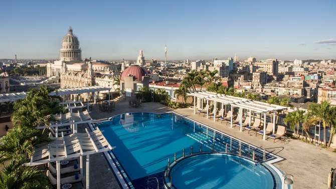 vakantie-naar-Iberostar Parque Central-mei 2025