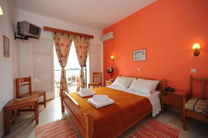 vakantie-naar-Iliada Beach Hotel-juni 2025