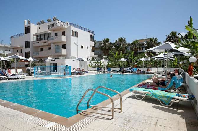 vakantie-naar-Imperial Hotel Appartementen-mei 2025