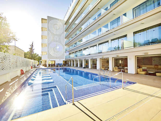 vakantie-naar-Indico Rock Hotel-mei 2025