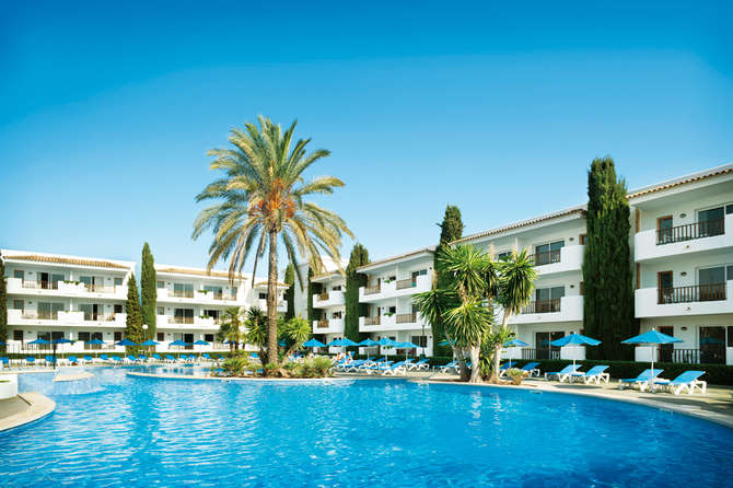 vakantie-naar-Inturotel Cala Azul Park-mei 2025