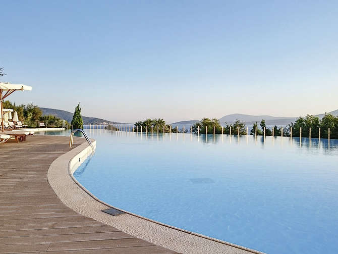vakantie-naar-Ionian Blue-mei 2025