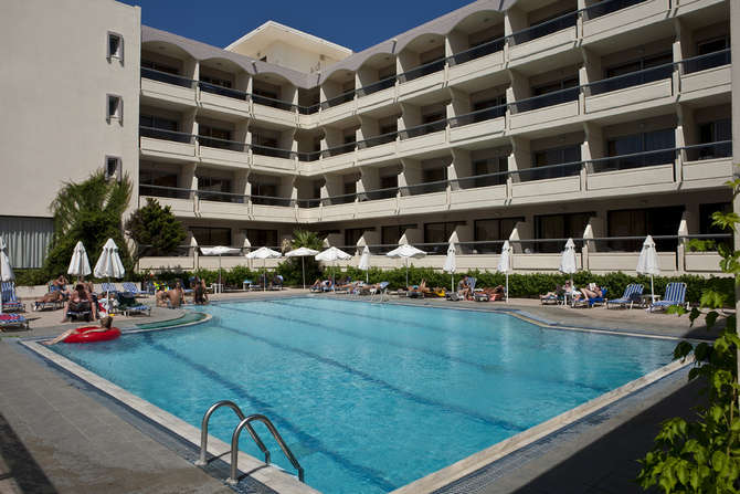 vakantie-naar-Island Resort Marisol-mei 2025