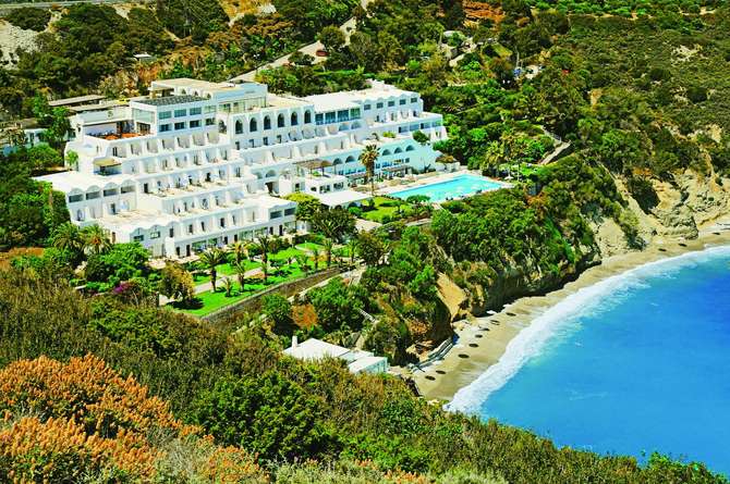 vakantie-naar-Istron Bay Hotel-mei 2025