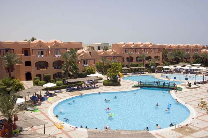 vakantie-naar-Jaz Makadi Oasis Resort Club-april 2024
