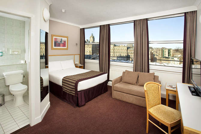vakantie-naar-Jurys Inn Edinburgh-mei 2025
