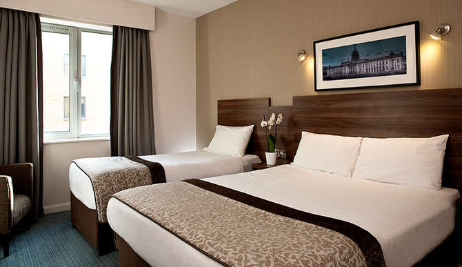 vakantie-naar-Jurys Inn Parnell Square-mei 2025